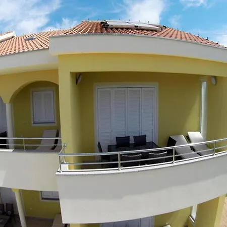 Apartament Lilly Nin